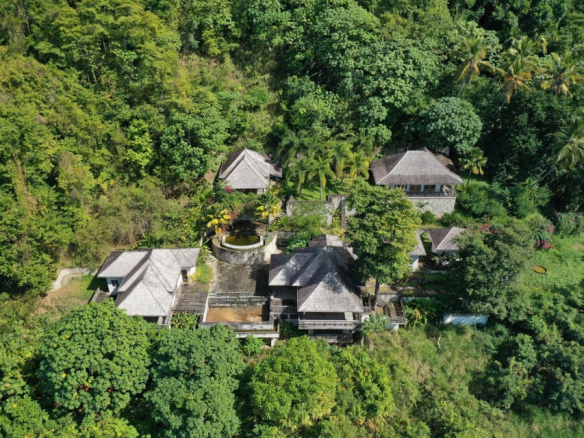 Val Des Pitons Villa