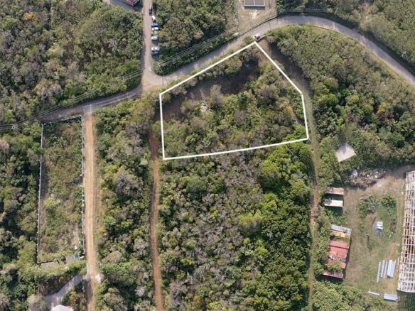 Cas En Bas Land No 386